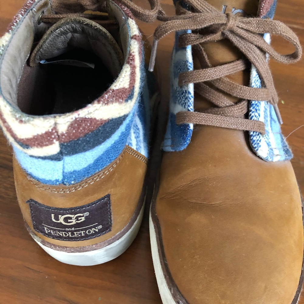 Pendelton UGGS leather sneakers